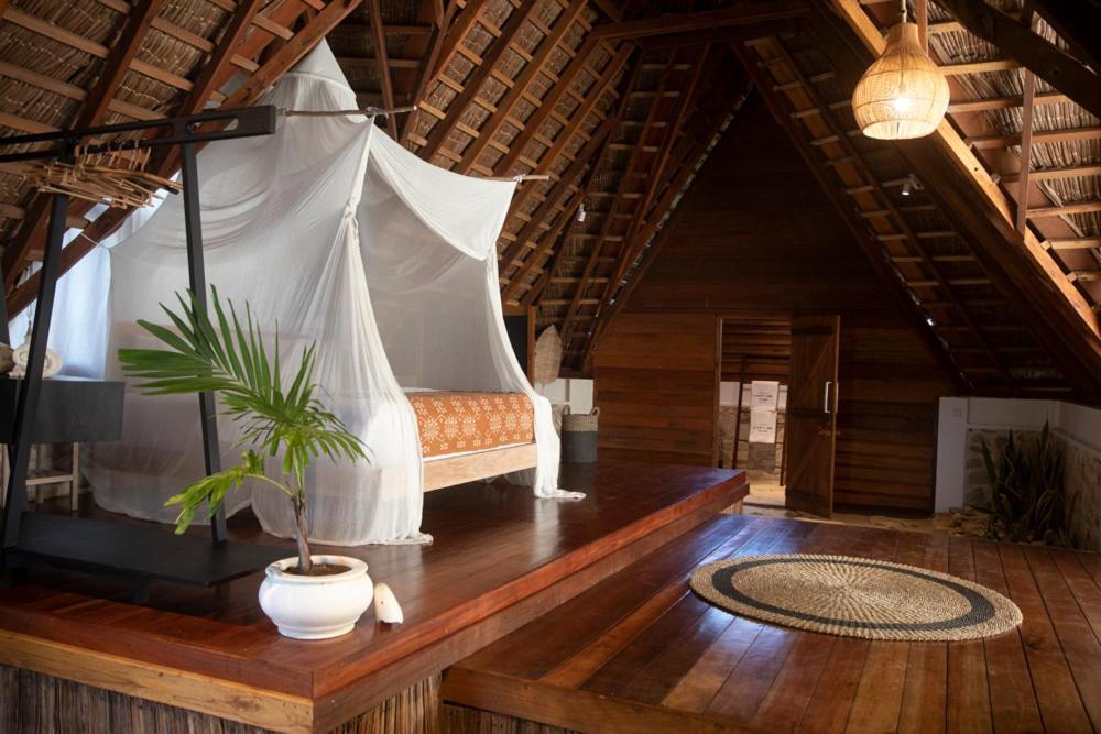 81 Palms Resort Nembrala Zimmer foto